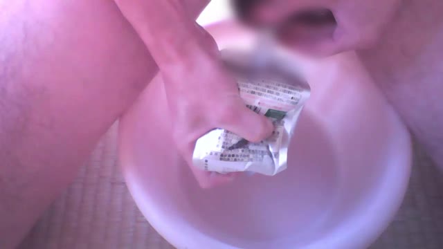 尿道からゼリーを