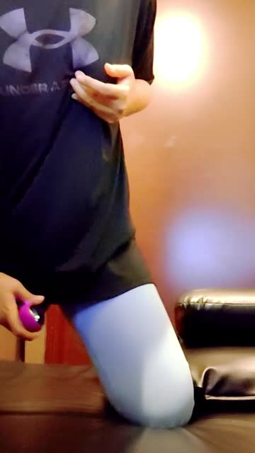 今朝のジムはレギンス直穿きで