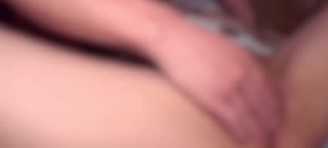 おじさんに数秒でイカされる女