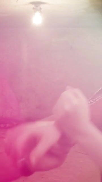 地下室でエッチなこと…