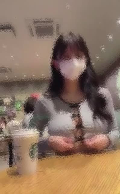 ぷるん
