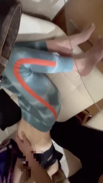 チンポ大好きヨガ講師