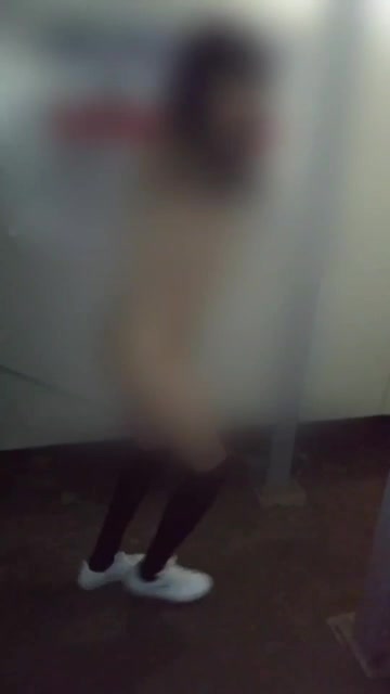 茨城県央22歳介護士　ストレス発散依頼