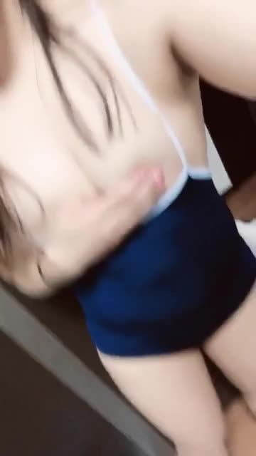 昨日、プール行きました
