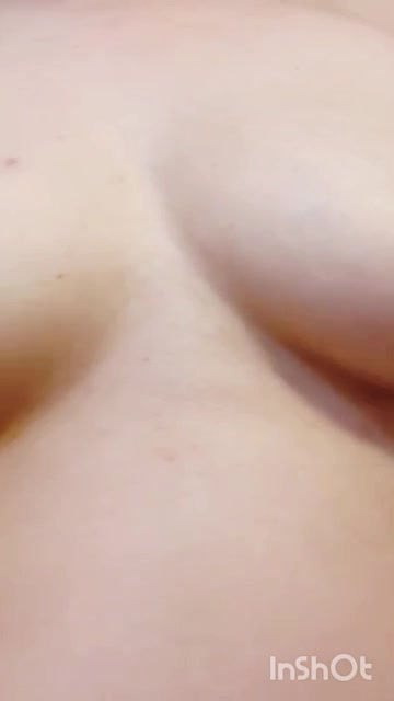 朝おっぱい見て下さい