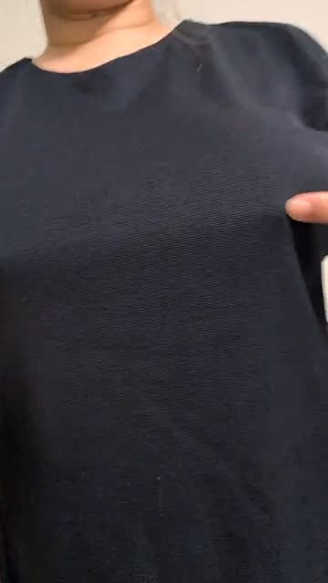 トモ