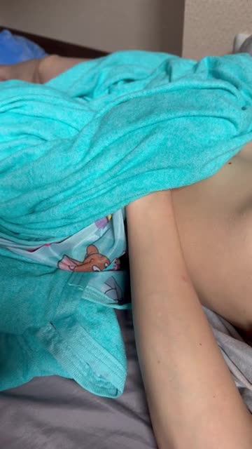 40歳貧乳でか乳首