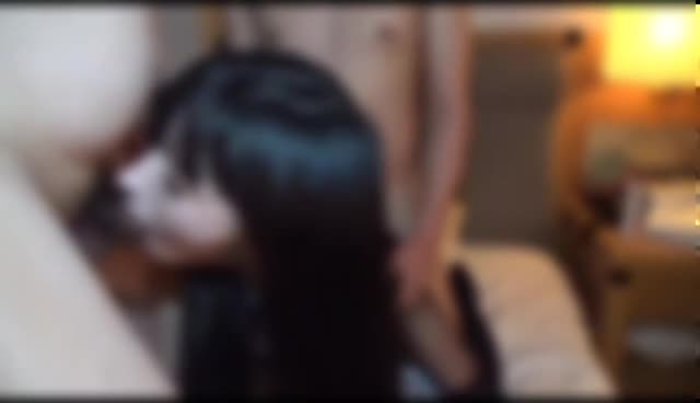ちょっとだけ性欲強めの綺麗なお姉さん【レスで2部作】
