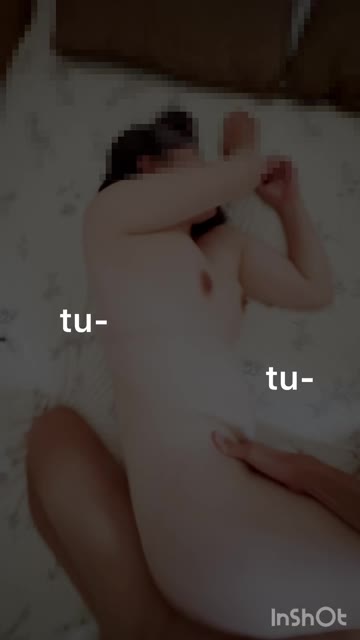 人妻介護士を寝取る