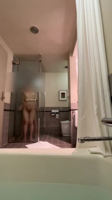 26歳妻　立ちバック