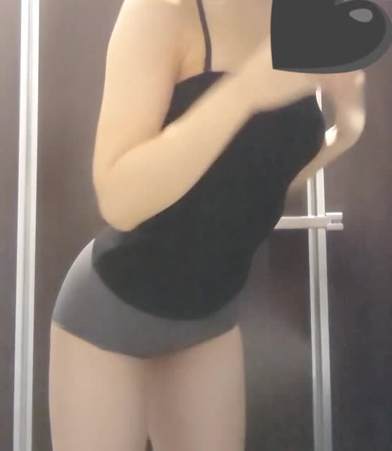 へたっぴおきがえ…?♡